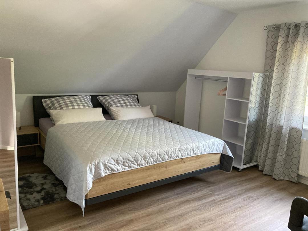 Neu Ferienwohnung Hofmann Хузум Екстериор снимка